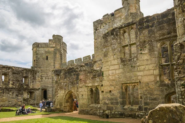 Bodiam Maja 2016 Zamek Bodiam 14Th Wieku Moated Fortyfikacji — Zdjęcie stockowe