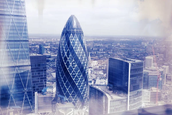 2017年4月22日 伦敦城市办公楼 从伦敦摩天大楼32楼全景看 — 图库照片