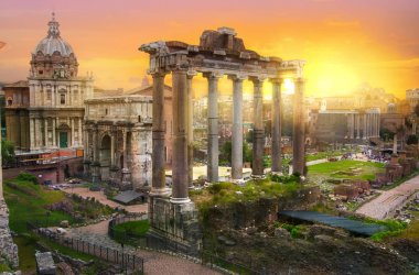 Roma 'nın günbatımındaki harabeleri, antik hükümet binaları M.Ö. 7. yüzyılda başladı. Roma