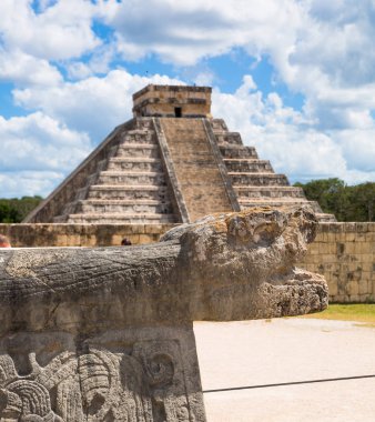 Meksika, Chichen Itza, Yucatn. Kukulcan El Castillo Maya piramit