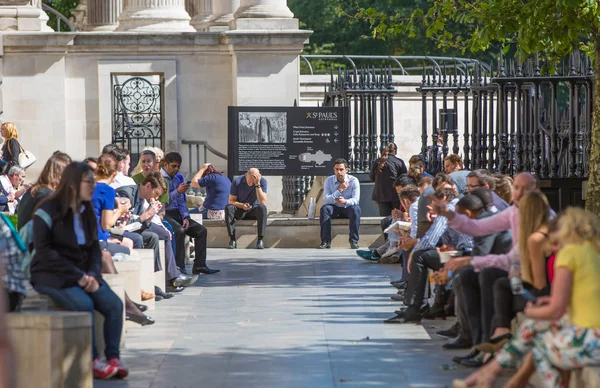 Londres Reino Unido Septiembre 2015 Hora Del Almuerzo Ciudad Londres —  Fotos de Stock