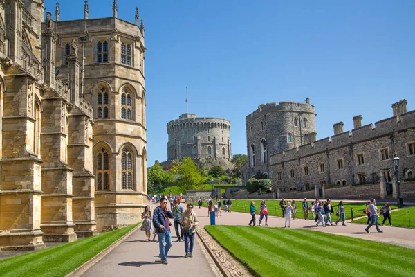 Windsor Května 2019 Věž Edwarda Iii Hlavního Vchodu Hrad Windsor — Stock fotografie