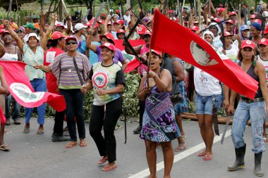 Karayolu 101 'deki ilk protesto.