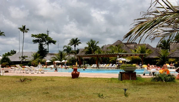 Club Meds pool vid Trancoso — Stockfoto