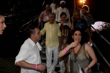 Sunum sırasında şarkıcı Caetano Veloso