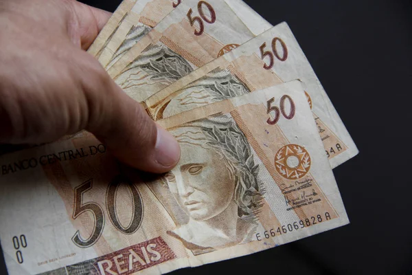 Dinero real circulando en Brasil — Foto de Stock