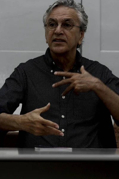 Cantante Caetano Veloso durante la presentación — Foto de Stock