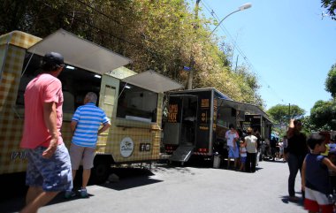 Gastronomik etkinlikte yemek kamyonu