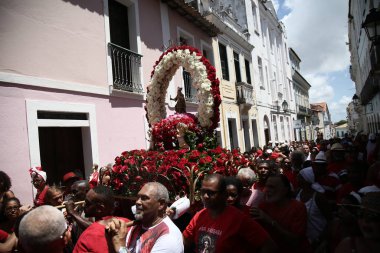 Santa Barbara onuruna parti