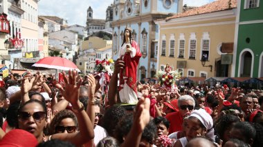 Santa Barbara onuruna parti