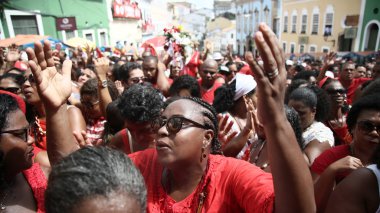 Santa Barbara onuruna parti