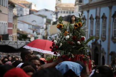 Santa Barbara onuruna parti