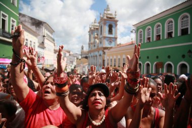 Santa Barbara onuruna parti