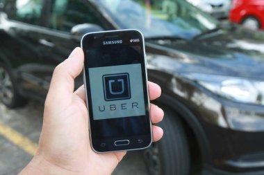 Uber uygulama sürücüsü