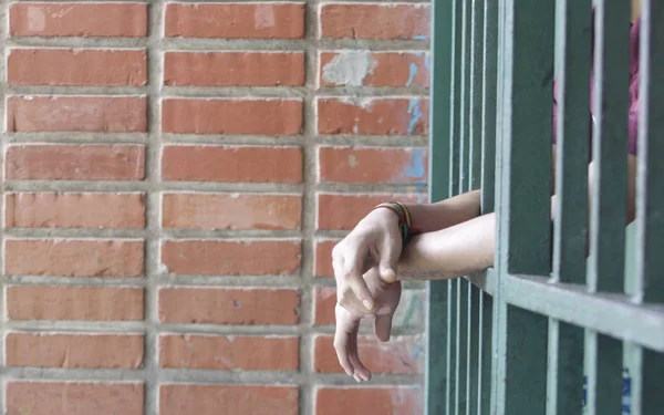 Prisionero en comisaría — Foto de Stock