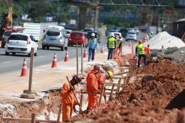Sivil inşaat işçisi