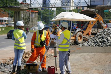 Sivil inşaat işçisi