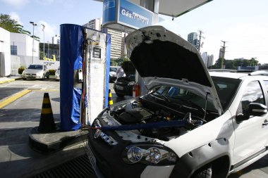 Petrol doğalgazı