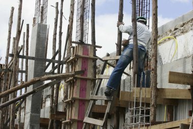 inşaat çalışanı