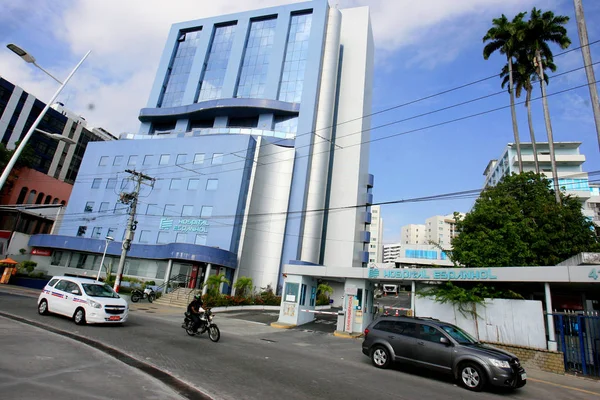 Krankenhaus wegen Problemen vor Gericht geschlossen — Stockfoto