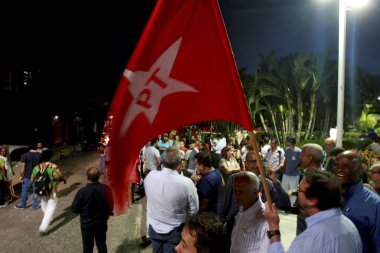 Salvador 'da bayrak göründü