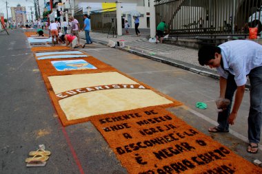 Itabuna 'da Corpus Crist kasetleri yapıyor.