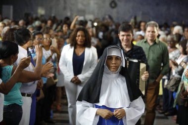 Fakirlerin azizlerin azizlik ayini.