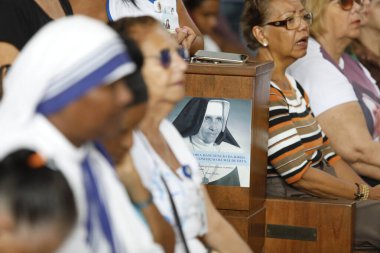 Fakirlerin azizlerin azizlik ayini.