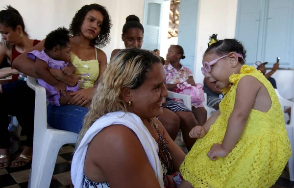 Niños con microcefalia durante el evento —  Fotos de Stock