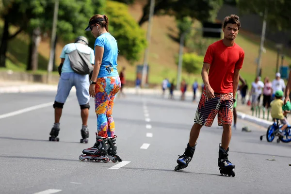 Rollerblading στο δρόμο — Φωτογραφία Αρχείου