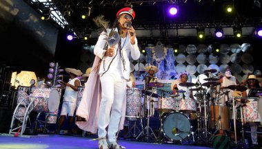 Rio Vermelho partisinde Carlinhos Brown