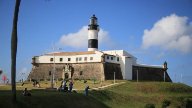 Salvador 'daki bar deniz feneri manzarası