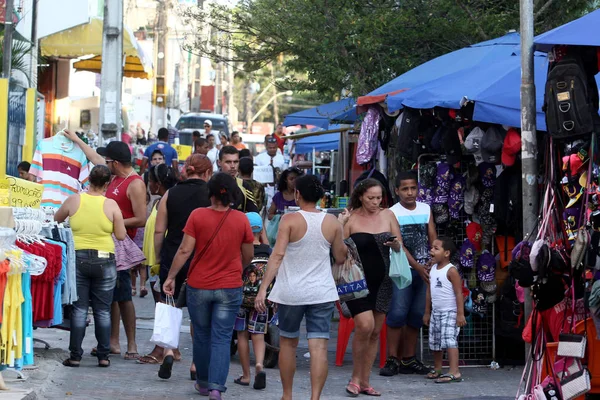 Vásárlók Camacari városi áruház — Stock Fotó