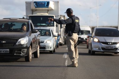 324 no 'lu otoyolda ani saldırı.