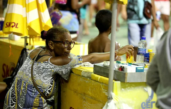 Vendedor de licor durante el carnaval — Foto de Stock