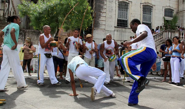 Capoeira Salvador sunumu