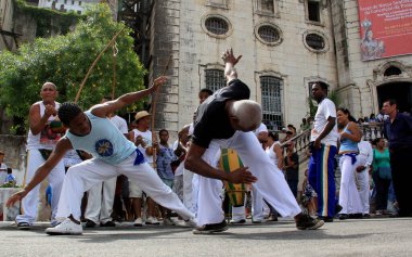 Capoeira Salvador sunumu