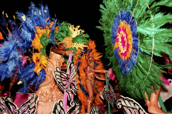 Samba school at carnival in caravelas — Stock Photo, Image