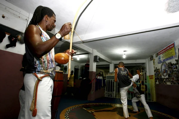 Capoeira v tělocvičně ve městě Salvador — Stock fotografie