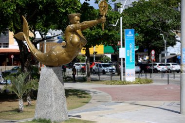 Heykelin Salvador 'da olması gerekiyor.