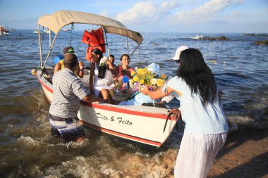 Salvador 'daki Yemanja onuruna parti