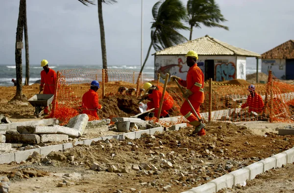 Salvador Bahia Brasil Agosto 2014 Trabalhadores São Vistos Trabalhando Renovação — Fotografia de Stock