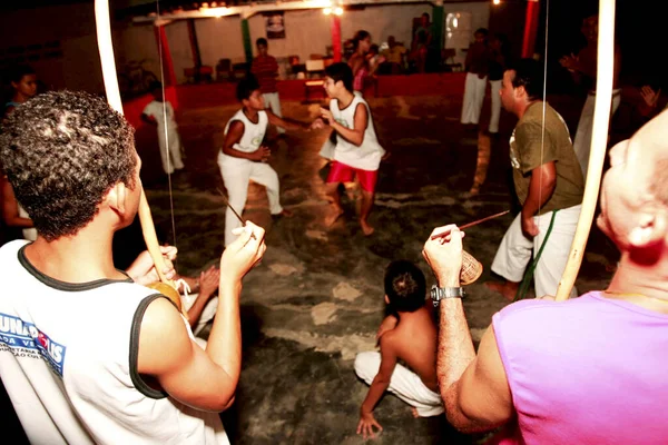Eunapolis Bahia Brazil Abril 2010 Gente Jugando Capoeira Una Organización — Foto de Stock