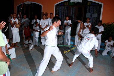 Prado, Bahia / Brezilya - 21 Ekim 2012: Capoeira grubu Prado şehrinde sunum sırasında görüldü.