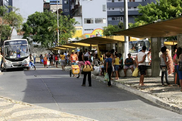 Salvador Bahia Brasil Maio 2014 Passageiros São Vistos Esperando Por — Fotografia de Stock