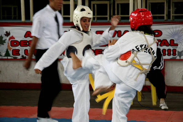 Porto Seguro Bahia Brazil December 2007 Ungdomar Ses Taekwondo Tvisten — Stockfoto