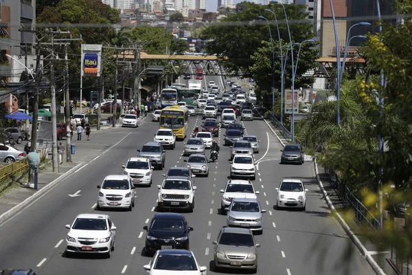 Salvador Bahia Brazil February 2019 Vehicle Movement Tancredo Neves Avenue — Stock Photo, Image