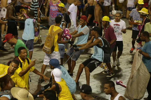 Salvador Bahia Brasil Marzo 2019 Ven Atardeceres Sosteniendo Cuerda Protectora — Foto de Stock