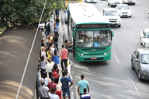 Сальвадор Баия Бразилия Сентября 2017 Года Пассажирское Движение Автобусной Остановке — стоковое фото