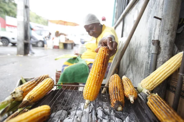 Salvador Bahia Brazilsko Června 2019 Pražená Kukuřice Prodej Feira Sao — Stock fotografie